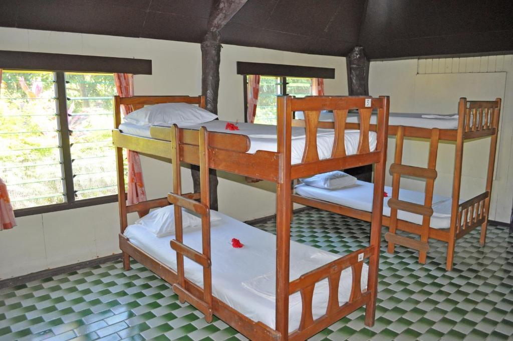 Ratu Kini Backpackers And Dive Resort Mana Island Rom bilde
