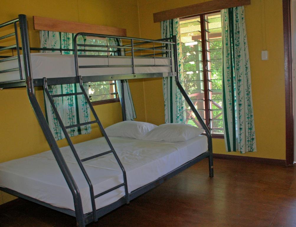 Ratu Kini Backpackers And Dive Resort Mana Island Rom bilde