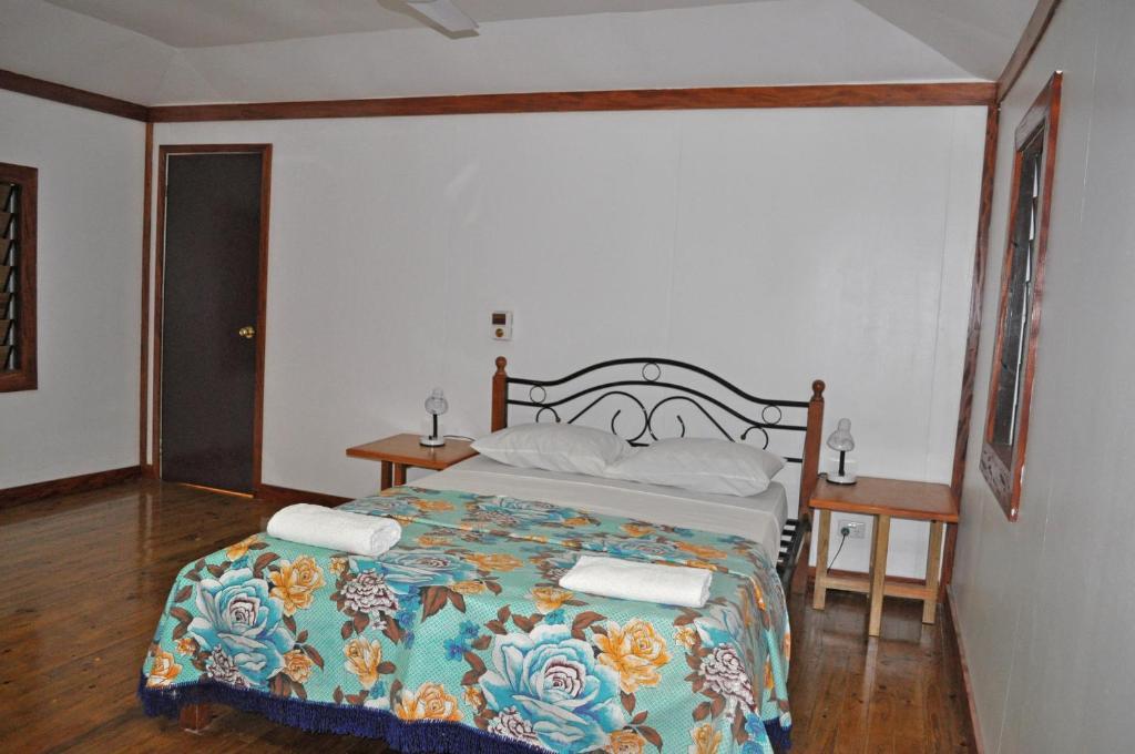 Ratu Kini Backpackers And Dive Resort Mana Island Eksteriør bilde