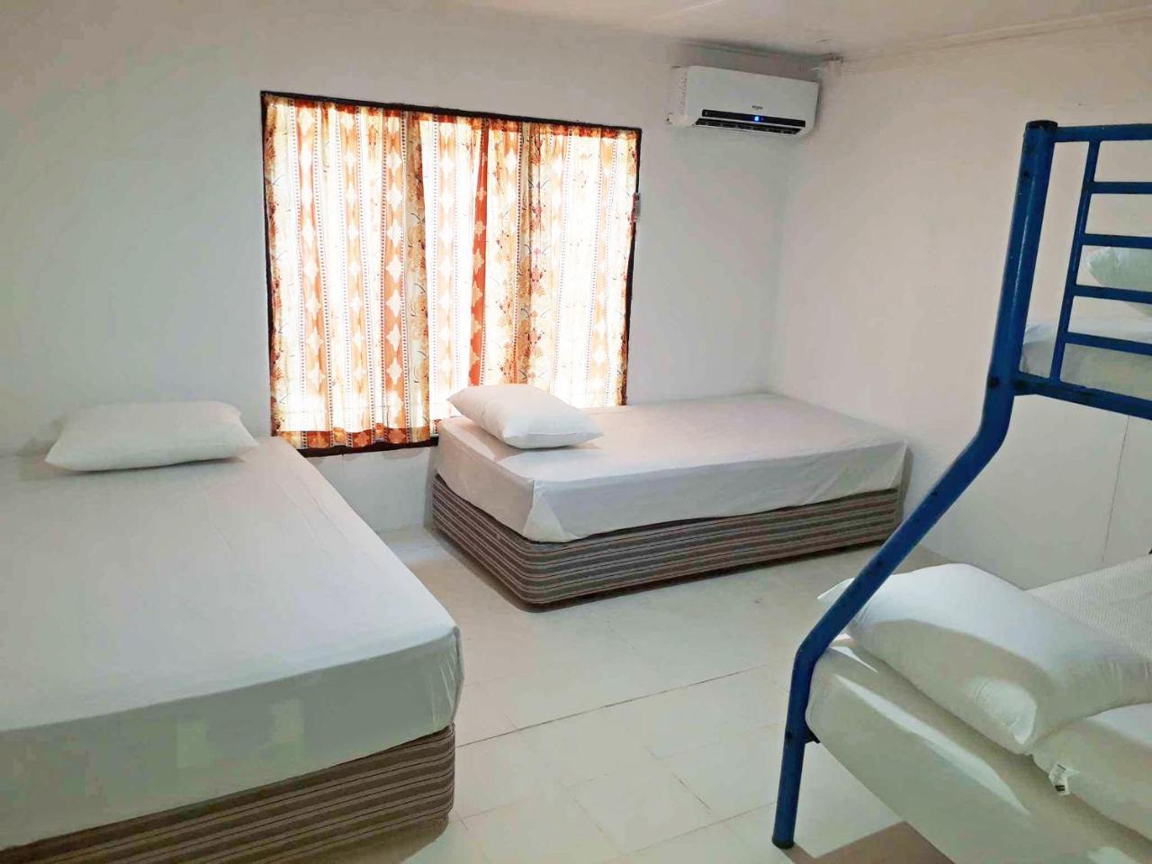 Ratu Kini Backpackers And Dive Resort Mana Island Eksteriør bilde